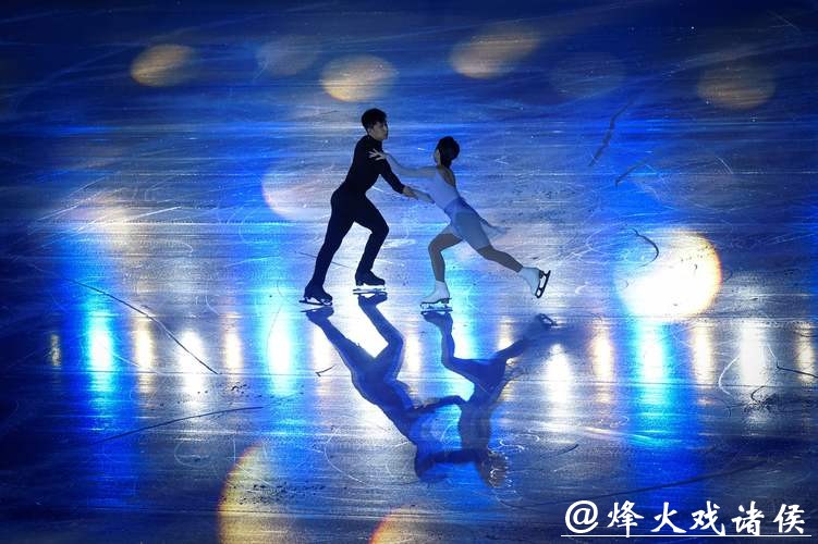 今年冬奥会我最期待花样滑冰,融合速度与力量,展现艺术与激情的完美结合 今年冬奥会我最期待花样滑冰,融合速度与力量,展现艺术与激情的完美结合