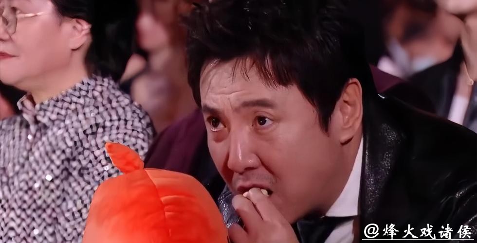 微博之夜众星云集百态生,有人出圈有人尴尬出丑,沈腾表现抢眼成焦点! 微博之夜众星云集百态生,有人出圈有人尴尬出丑,沈腾表现抢眼成焦点!